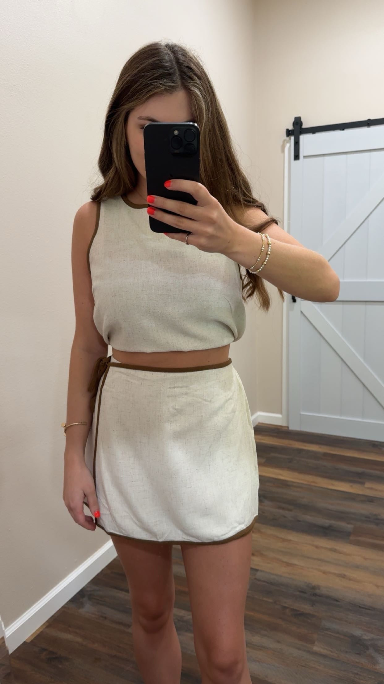 Tan Linen Set